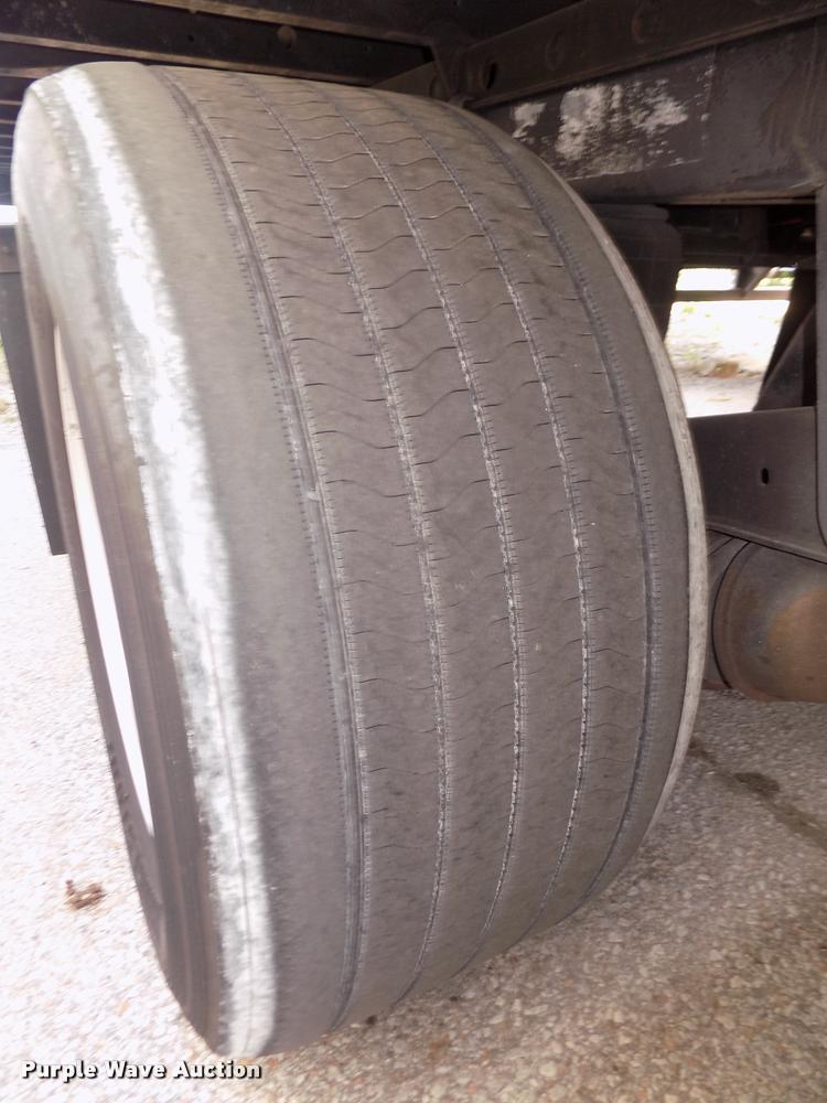 image for item DA3041 2014 Utility 3000R refrigerated van trailer