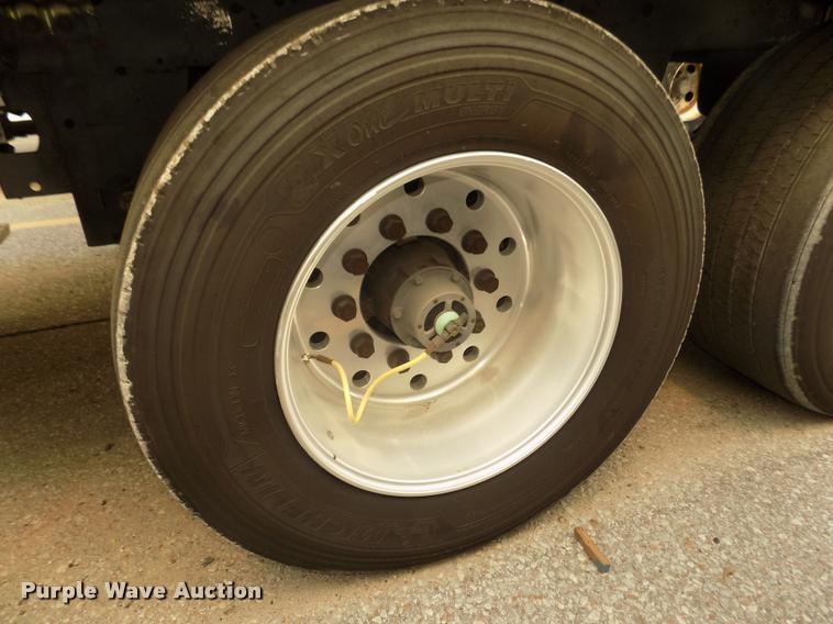 image for item DA3041 2014 Utility 3000R refrigerated van trailer