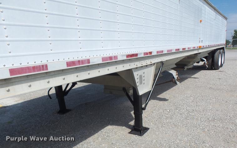 image for item DB1397 1998 Wilson double hopper grain trailer