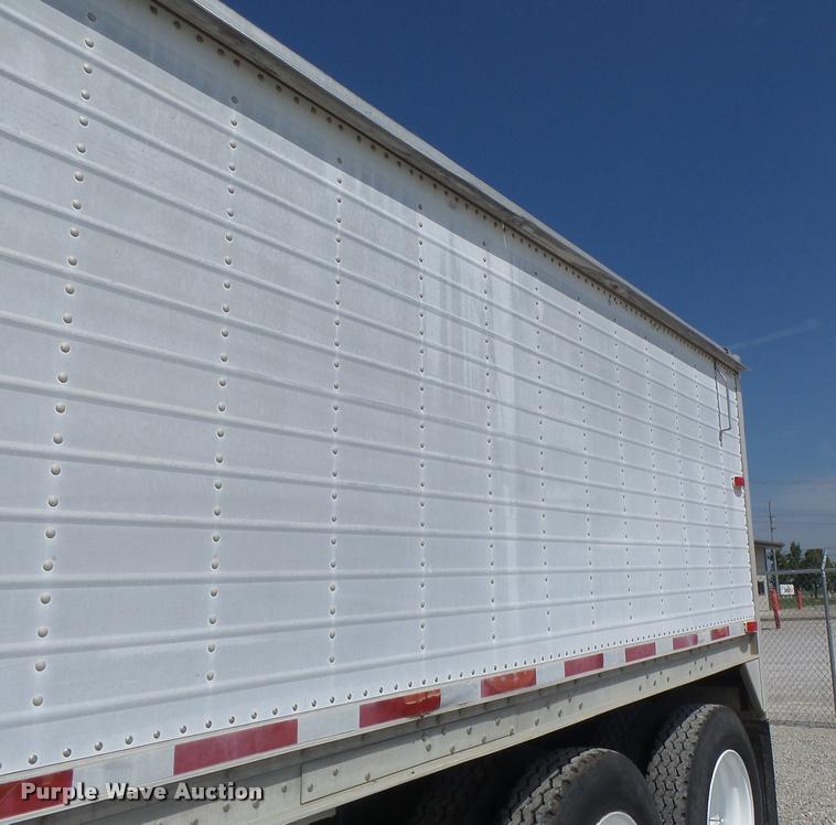 image for item DB1397 1998 Wilson double hopper grain trailer