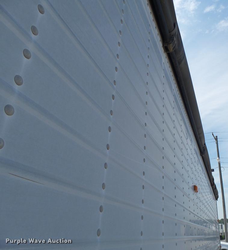 image for item DB1397 1998 Wilson double hopper grain trailer