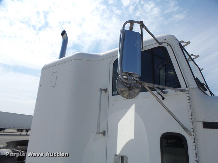 image for item DB1398 1993 Freightliner FLD semi truck