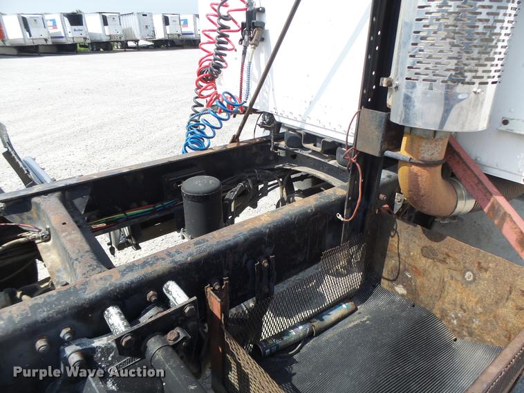 image for item DB1398 1993 Freightliner FLD semi truck