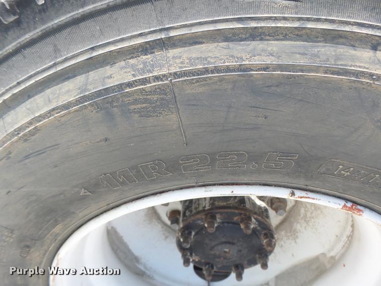 image for item DB1398 1993 Freightliner FLD semi truck