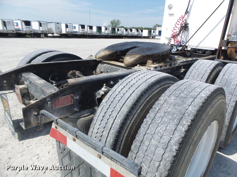 image for item DB1398 1993 Freightliner FLD semi truck