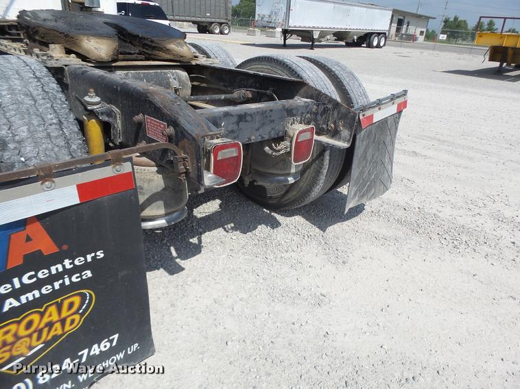 image for item DB1398 1993 Freightliner FLD semi truck