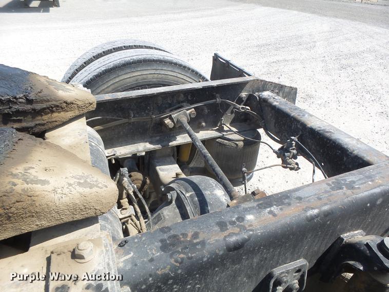 image for item DB1398 1993 Freightliner FLD semi truck