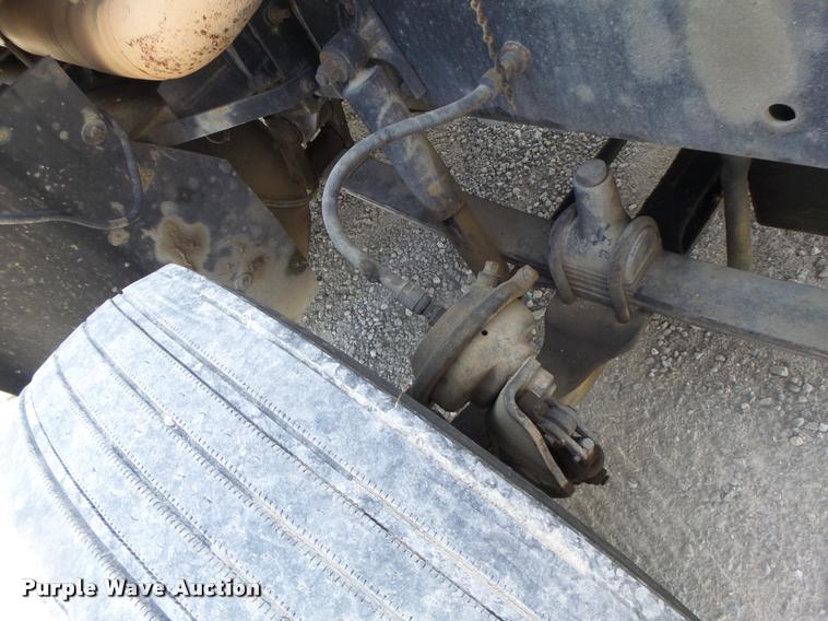 image for item DB1398 1993 Freightliner FLD semi truck