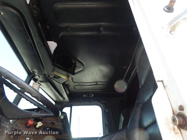 image for item DB1398 1993 Freightliner FLD semi truck