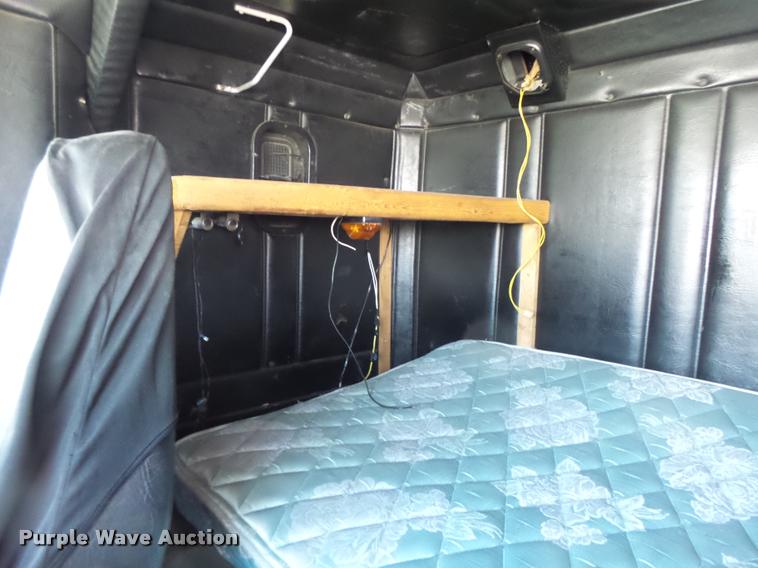 image for item DB1398 1993 Freightliner FLD semi truck