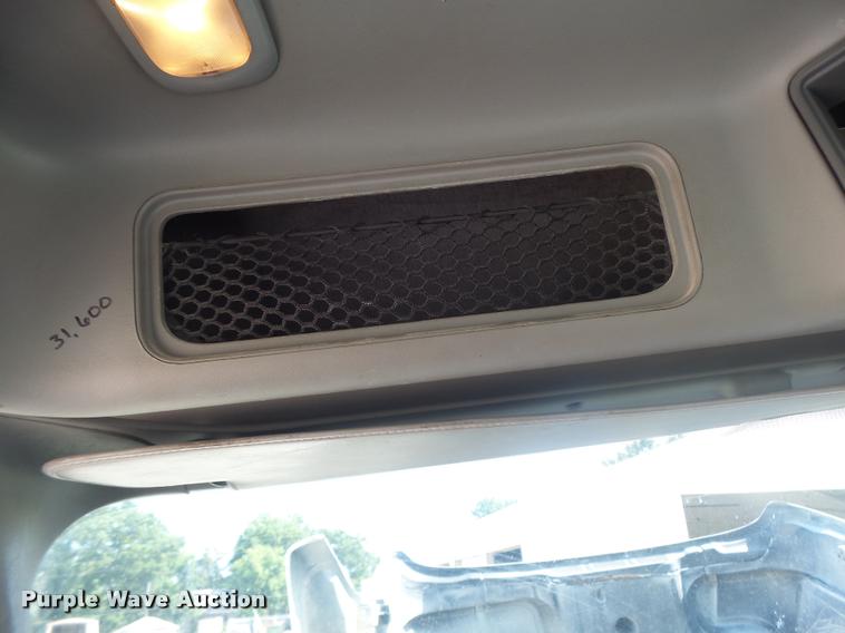 image for item DB1411 2005 Freightliner Columbia semi truck