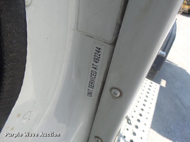 image for item DB1412 2007 Freightliner Columbia semi truck