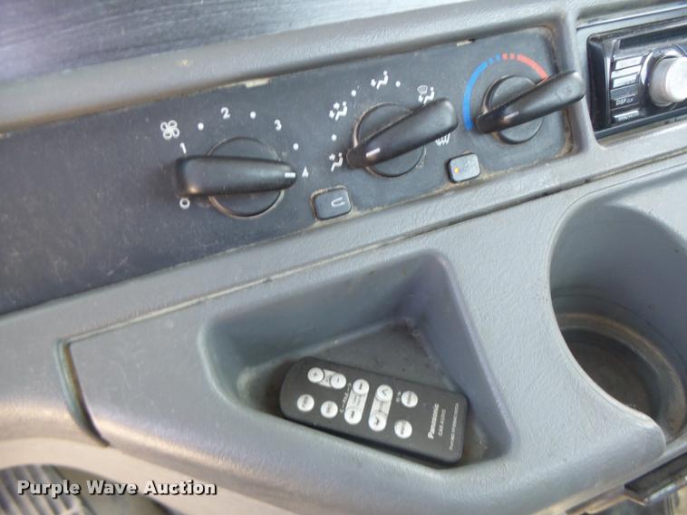 image for item DB1412 2007 Freightliner Columbia semi truck