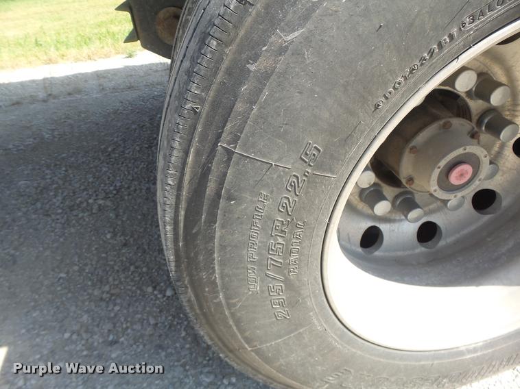 image for item DB1421 2015 Timpte double hopper bottom grain trailer