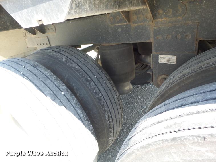 image for item DB1421 2015 Timpte double hopper bottom grain trailer