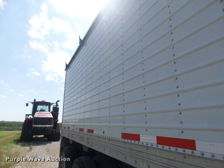 image for item DB1421 2015 Timpte double hopper bottom grain trailer