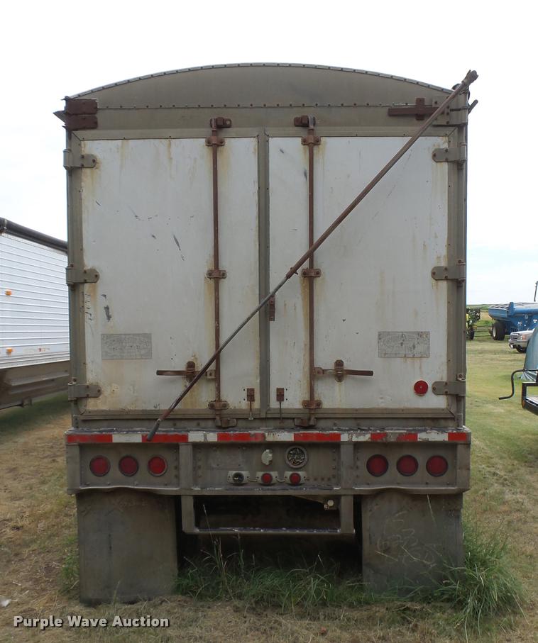 image for item DB2713 1982 Hopp triple hopper bottom grain trailer
