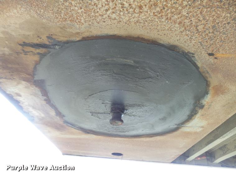 image for item DB2713 1982 Hopp triple hopper bottom grain trailer