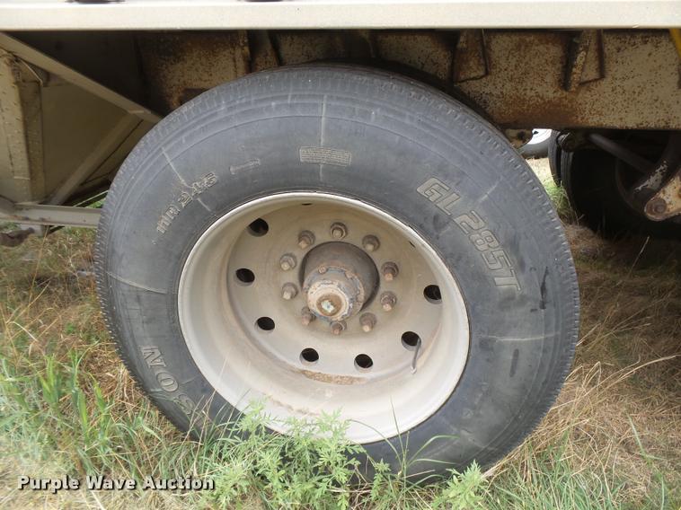image for item DB2713 1982 Hopp triple hopper bottom grain trailer