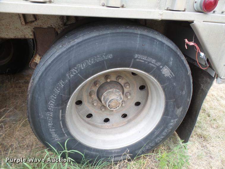 image for item DB2713 1982 Hopp triple hopper bottom grain trailer