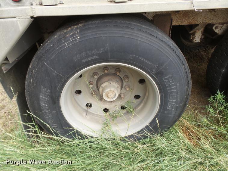 image for item DB2713 1982 Hopp triple hopper bottom grain trailer