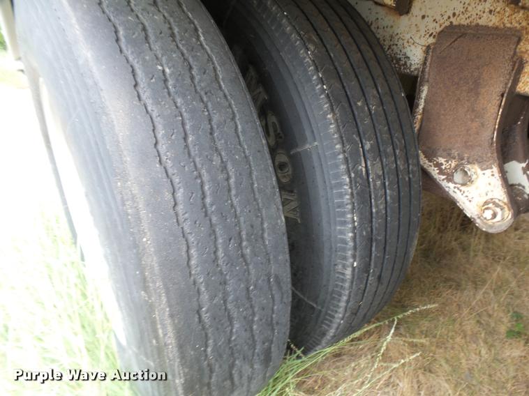 image for item DB2713 1982 Hopp triple hopper bottom grain trailer