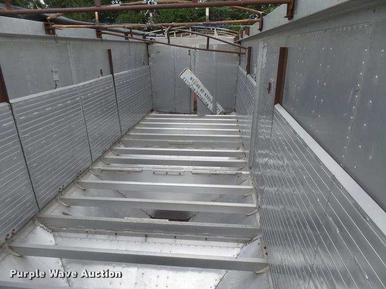 image for item DB2713 1982 Hopp triple hopper bottom grain trailer