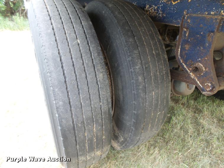 image for item DB2714 1996 Timpte double hopper bottom grain trailer