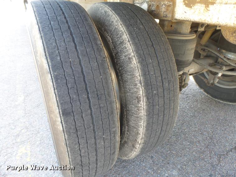 image for item DB2736 1995 Timpte double hopper bottom grain trailer