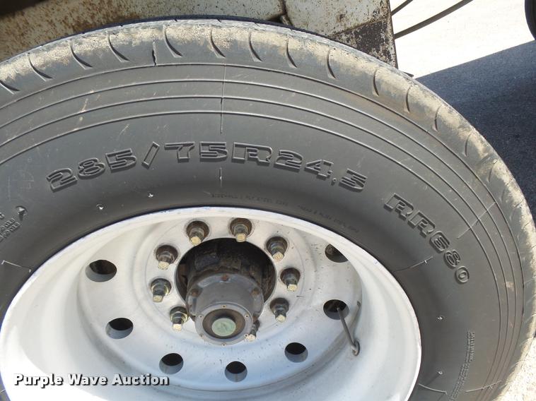 image for item DB2736 1995 Timpte double hopper bottom grain trailer