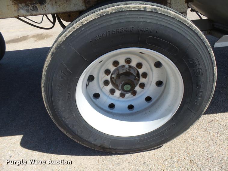 image for item DB2736 1995 Timpte double hopper bottom grain trailer