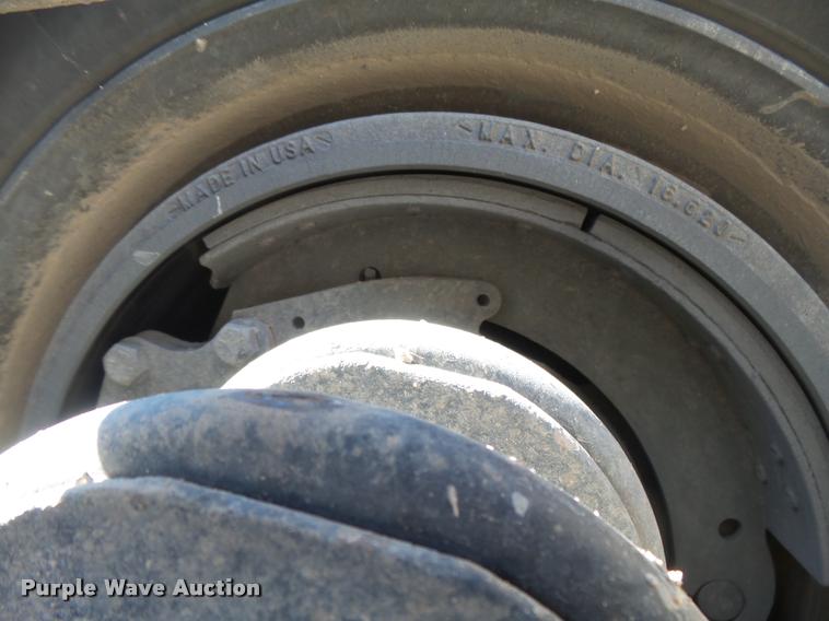 image for item DB2737 2007 International 9400i semi truck