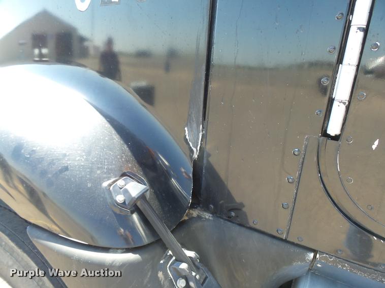 image for item DB2737 2007 International 9400i semi truck