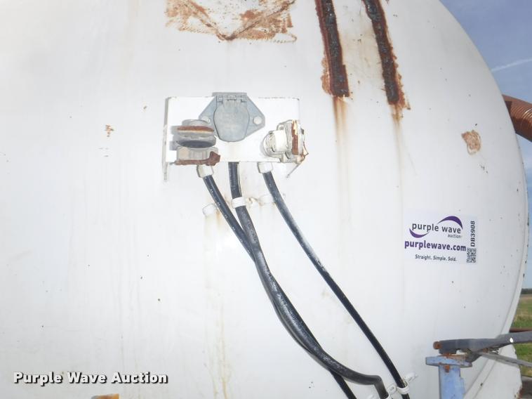 image for item DB3908 1981 Troxel tank trailer