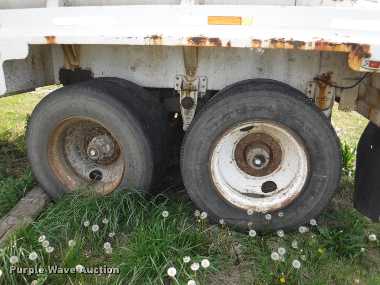 image for item DB3908 1981 Troxel tank trailer