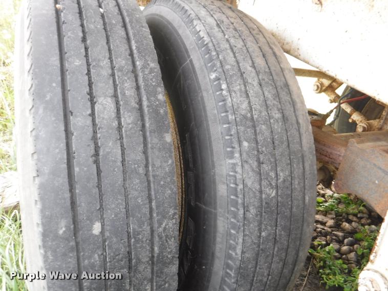 image for item DB3908 1981 Troxel tank trailer