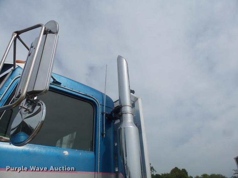 image for item DB5808 1982 Kenworth W900 semi truck