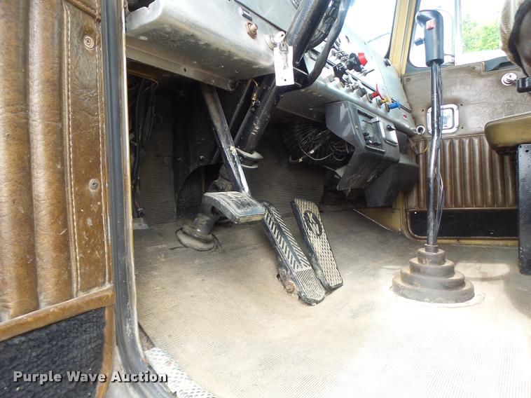 image for item DB5808 1982 Kenworth W900 semi truck