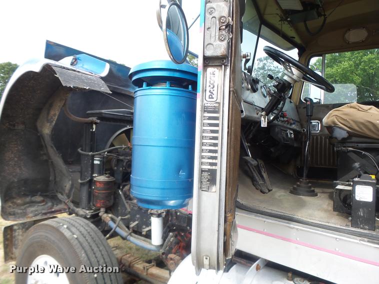 image for item DB5808 1982 Kenworth W900 semi truck