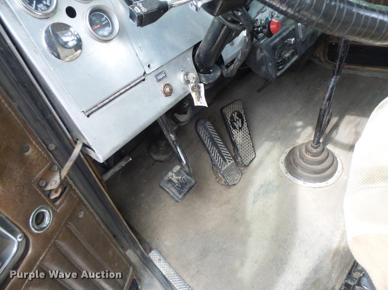 image for item DB5808 1982 Kenworth W900 semi truck