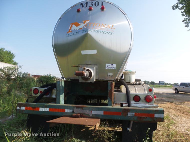 image for item DB7437 1979 Progress M301 tank trailer