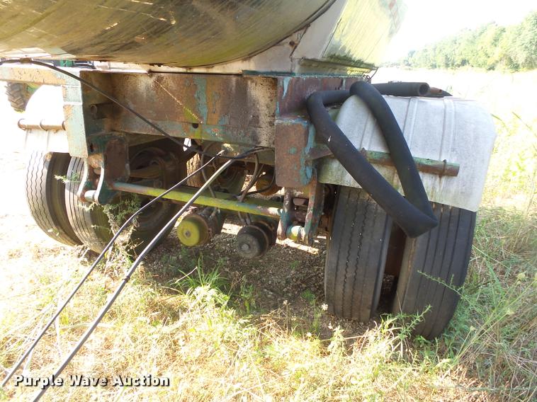image for item DB7437 1979 Progress M301 tank trailer