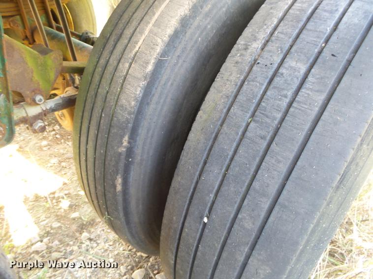 image for item DB7437 1979 Progress M301 tank trailer