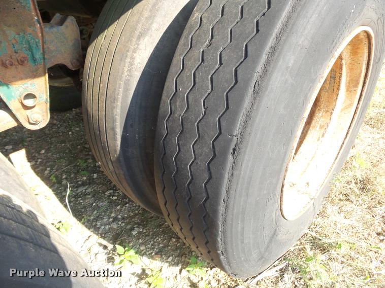 image for item DB7437 1979 Progress M301 tank trailer