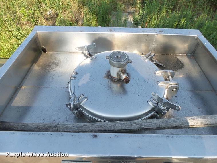 image for item DB7437 1979 Progress M301 tank trailer