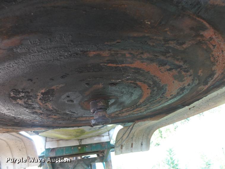 image for item DB7437 1979 Progress M301 tank trailer