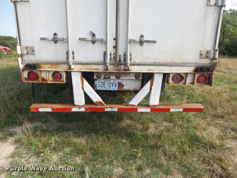 image for item DB7443 1995 Monon dry van trailer