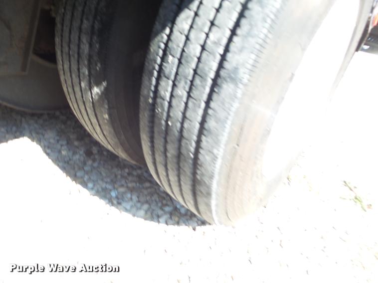 image for item DB7445 1996 Doonan drop deck trailer