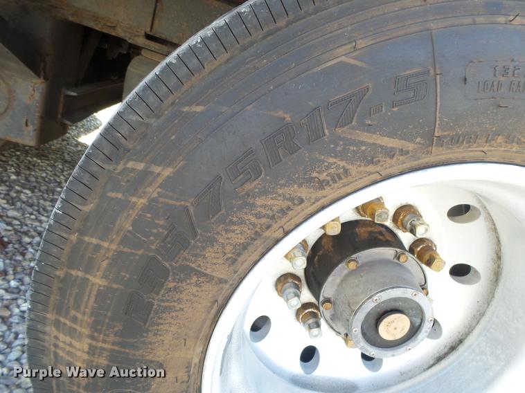 image for item DB7445 1996 Doonan drop deck trailer