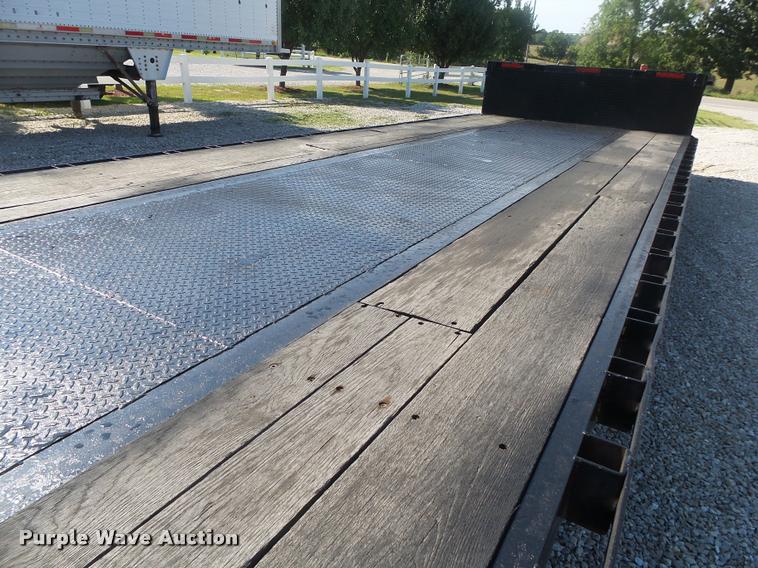 image for item DB7445 1996 Doonan drop deck trailer